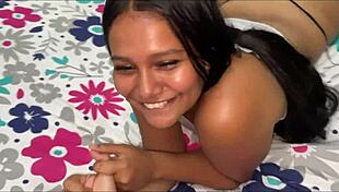 follando con la chica del servicio