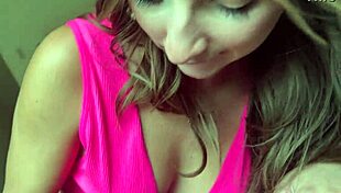 Step sister can't stop squirting in household fantasy!