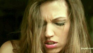 Outdoor pussy play brings intense orgasm!