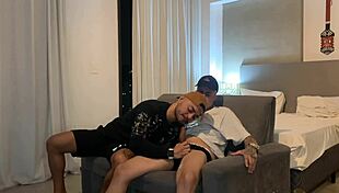 i got called by the twink for bareback and he gave up his ass