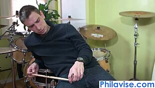 Tricking Neighbor for Big Tit Beej