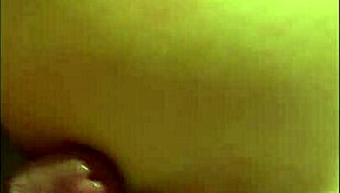 Greluda Maravilhosa Dripping Wet and Horny for Wild Clit Play