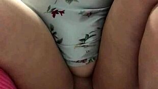 loira says goodbye to 2023 with anal toys 😍