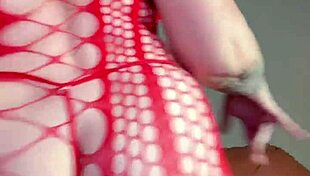 watch me finger my curvy hairy pussy, feeling that fat orgasm build up...