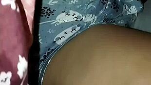 i spied on my employee and we ended up fucking with her big pussy