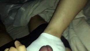 want me to cum on your feet in those white stockings?