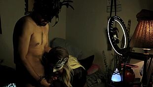 Mi amiga yesi se pone cachonda