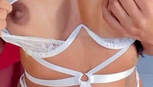 19-year-old girl with big pussy gets oral pleasure