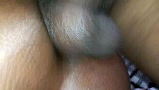 Cutie with shaved pussy in threesome banging!