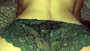 Séance De Sex Devant Une Vidéo Sur Xvideo Je Me Fais Défoncer Ma Petite 18+ Chatte De Pute