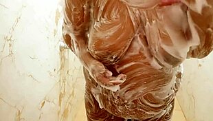 Indian Aunty Enjoys Shower in Hyderabad