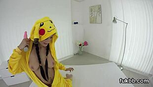 i watch this flirty teen get her pussy licked and fucked in pov