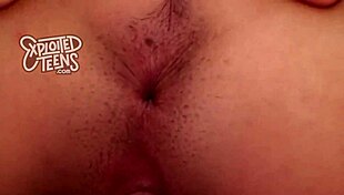Stunning! Gorgeous 19-Year-Old in Amateur POV Blowjob Video