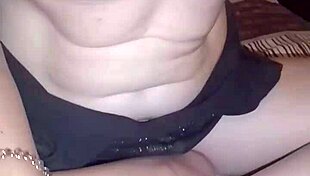 hornylustannie just minding her own business with downblouse nipples