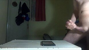 Jerking hard and cumming on cassidyboo's face 😏