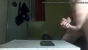 Jerking hard and cumming on cassidyboo's face 😏