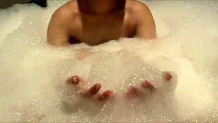 hey, look at this perverted couple fucking in the bath!