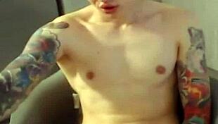 Hot Twinks Jerk Off for Chatroubate Alexterner