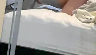 ब्लोंड मॉन्स्टर लंड चोदने घर आई हार्ड फक