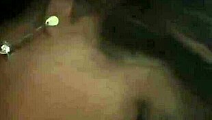 dando um pouquinho de cu pro leo ogro