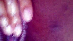 this black girl is finger fucking her pussy so hard, squirting everywhere 😍