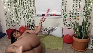 Lolabug Disciplines Juicy Ass