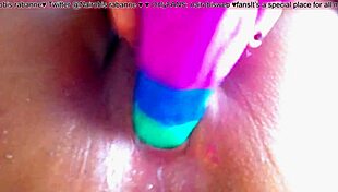 Do you want to see her squirt all over that big cock?