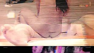 mi novia cachonda espera viendo porno para sexo amateur