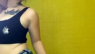 em thèm it quá anh, đến với em đi 😘