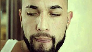 Watch This Black Gay Bodybuilder Take A Monster Cock Bareback?