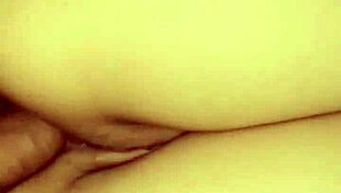 Se coge por el ano a su novia estudiante mexicana disfruta la verga de su novio por el culo le asusta pero le gusta video casero