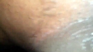 milf squirts in homemade anal scene