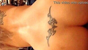 I ride my girlfriend's big ass