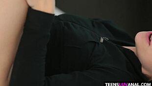 Hey, watch honey arya faye getting her tight asshole stretched by a massive cock in this intense anal fucking session! 😈🍑