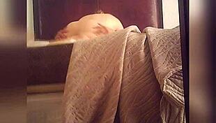 Amateur Couple Chelo and Leo Share Intimate Moments