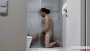 Ebony escort attends client in motel bathroom!