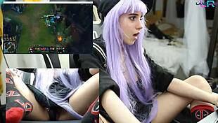 This Teen Is Masturbating While Playing League Of Legends URF Mode