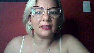 Dei Para O Tecnico Do Gas Com O Casal Vizinho