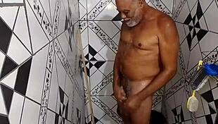 i saw gugu da sunga dancing with his hard cock in the bathroom, so hot