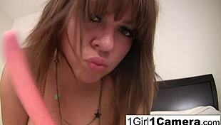 Alice Bell Masturbates Pussy Close Up Solo.