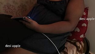 Desi India It Girl Stuns With Her Radiant Beauty And Grace