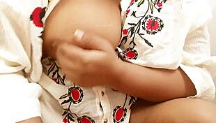 Indian College Girl Shows Tits