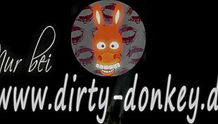 deutsche promi nutte daniela katzenberger in sexy jerk off challenge!