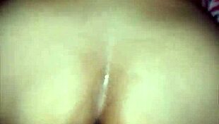 Watch this gordita getting fucked hard by her husband, she's a real prostitute in bed