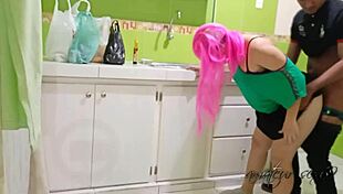 Accidentally Screws Store Guy While Husband’s Away! What Luck This Delivery Man Has Banging Her Huge Ass!