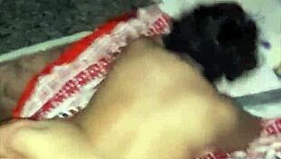 Watch this gordita getting fucked hard by her husband, she's a real prostitute in bed