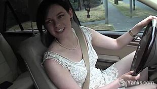 Yanks Babe Savannah Sly Cums With Toys