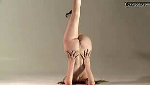 How Does Russian Teen Sofia Zhiraf Spread Legs in Gym?