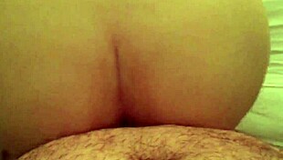 ये BBW युवा 18+ टीन से डॉगी में पीटी जाती POV