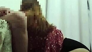 mi amigo me debia plata y me cobre cogiendome a su jefa